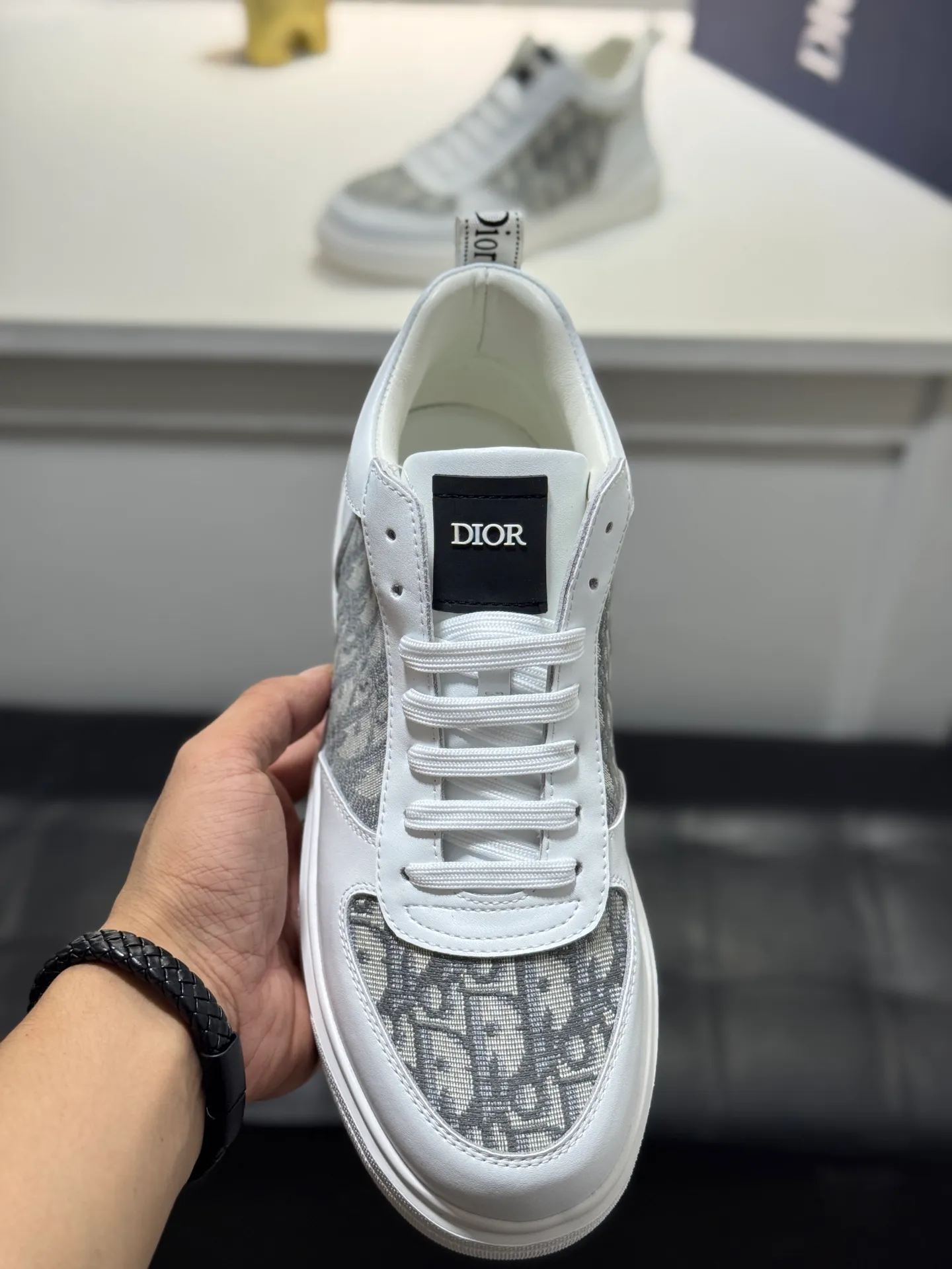 Men's men's shoes 💰420 [New model] 🌂🌂Dior (Dior) 🆕 mid-top B02 casual shoes, carefully made of first-layer cowhide with canvas, comfortable and breathable ~ rubber sole, enhances style. Fashionable and versatile, it can complement any look. Featuring an exquisite design that is uniquely dynamic and modern, this shoe is part of Dior's legacy and embodies modern elegance. Size: 38-44 (45 customized